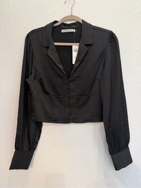 NWT Abercrombie & Fitch Black Satin Cropped Blouse Top M